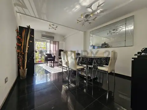Depto Tipo Casa en Venta en Mataderos, USD 159.900