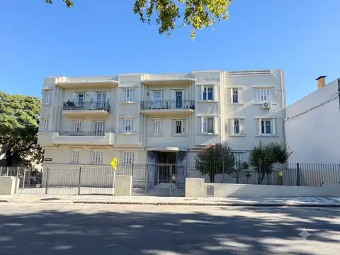 Venta apartamento 3 dormitorios, Cordón Norte.
