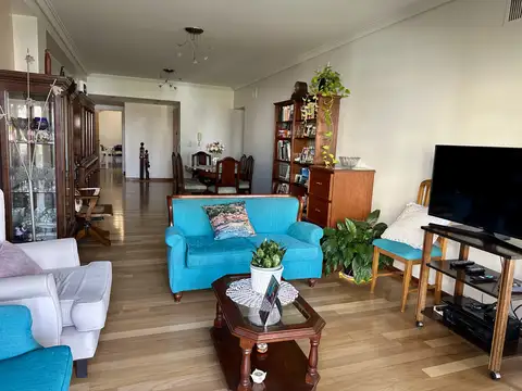Departamento 5 ambientes con 3 baños