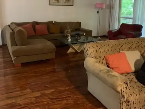 Departamento en Venta de 4 dormitorios