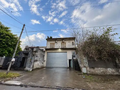 VENTA CASA CON GALPÓN CIUDADELA LOTE PROPIO