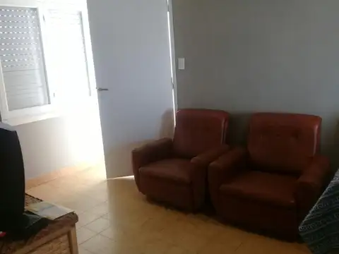 CHALET 3 DOTMITORIOS PARA 6 PERSONAS NO AUTORIZA GRUPO DE JOVENES