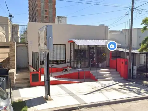 Casa en venta - 2 Dormitorios 2 Baños - Río Cuarto