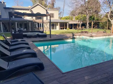 Casa en Alquiler al Noroeste