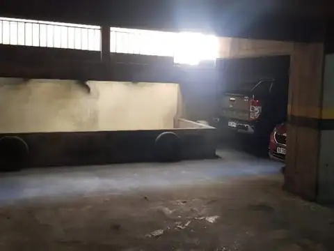 Cochera en venta. Urquiza 1100 Rosario