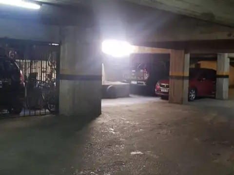 Cochera en venta. Urquiza 1100 Rosario