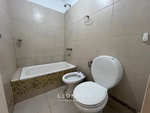 Departamento en Alquiler con 1 cocheras