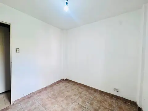 VENTA PH 3 AMB BARRIO 420 BANFIELD COCHERA