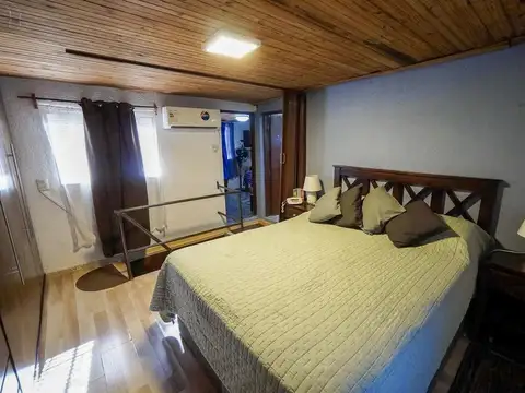 Casa en Venta con 4 cocheras