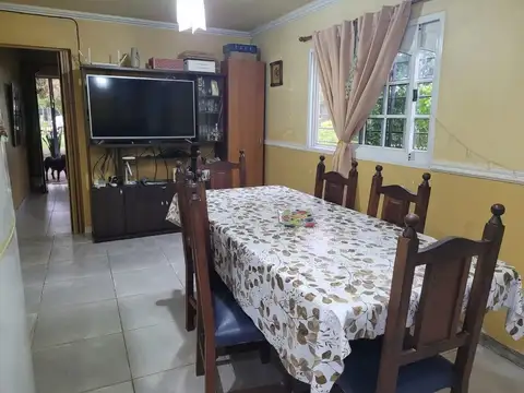 SE VENDE CASA EN SANTA TOMÉ CON PILETA