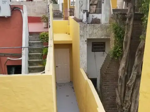 CARLOS ECHAGÜE 800, Piso 1