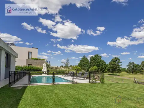 Casa en Alquiler en Bella Vista, USD 5.700