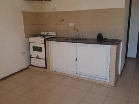 Departamento en Alquiler en Villa de Mayo, $ 400.000