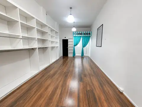 Local comercial en ALQUILER -ZONA P. PATRICIOS-