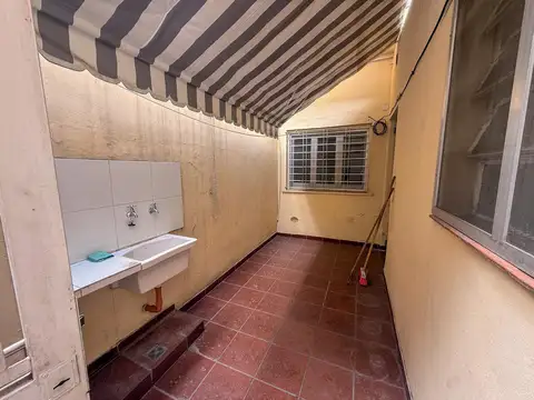 Depto Tipo Casa en Alquiler de 2 ambientes