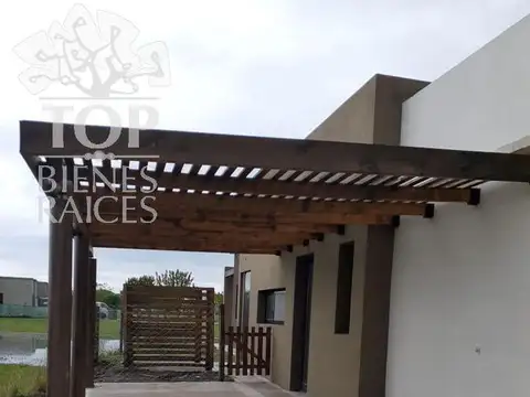 Casa 3 ambientes con 3 baños