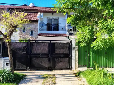 DUPLEX 2 AMBIENTES y 1/2 MORON SUR