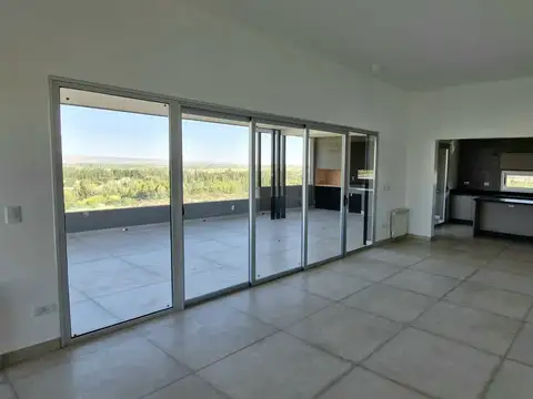 AGUARIBAY BARRIO PRIVADO VENDE CASA EN LUJÁN