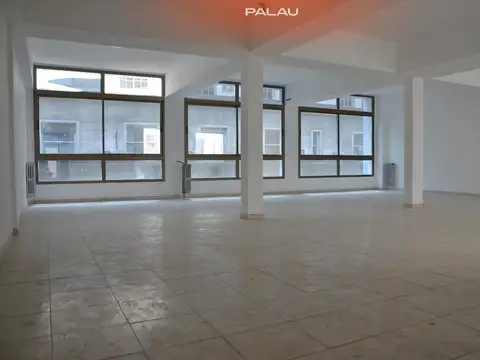 Oficina en Alquiler 40 años