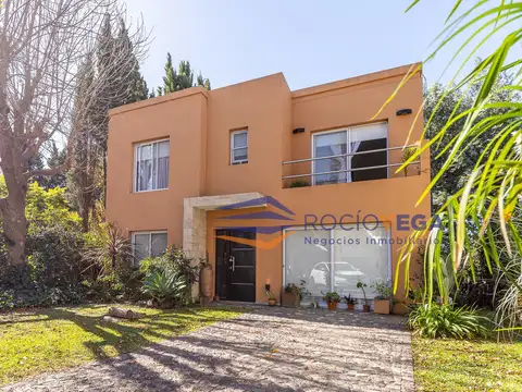 Casa en venta en Country Banco Provincia Francisco Álvarez Moreno