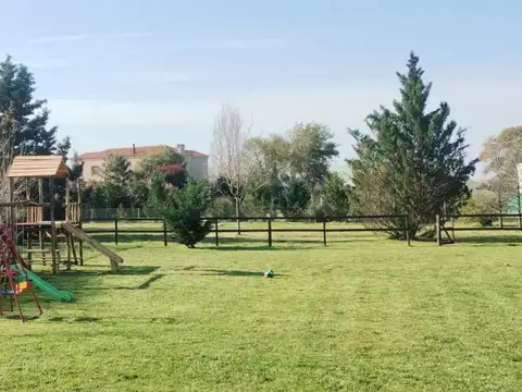 Casa en venta - 3 Dormitorios 2 Baños - General Rodríguez