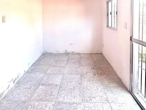 Casa en Alquiler con 1 cochera