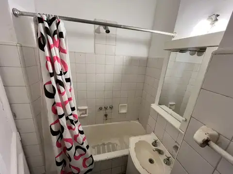 Departamento 2 Amb Amplios en Excelente Ubicacion