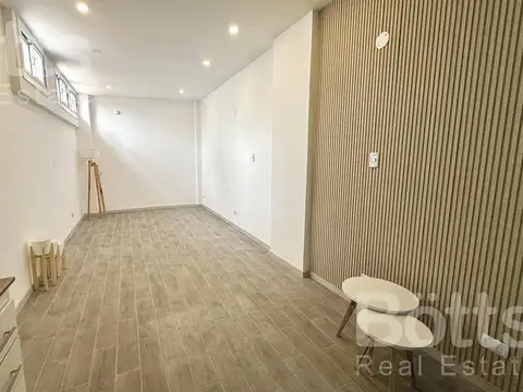 Oficina en Venta 49 años