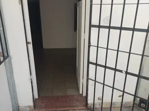 Depto Tipo Casa en Alquiler de 3 ambientes