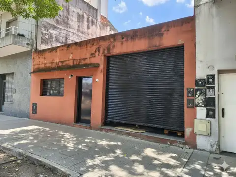 VENTA LOTE 8.66 X 41 MTS. PARQUE AVELLANEDA