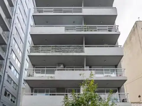 Departamento 2 ambientes balcon corrido