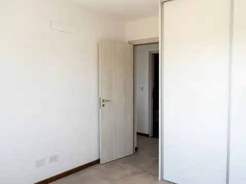 Departamento en Alquiler con 2 cocheras