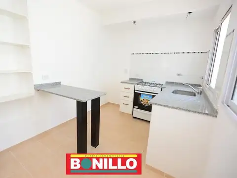 Depto Tipo Casa 4 ambientes con 2 baños