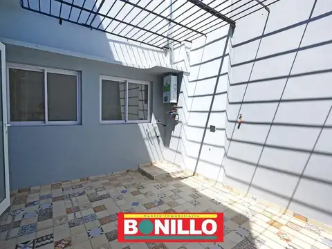 Depto Tipo Casa en Alquiler de 3 dormitorios