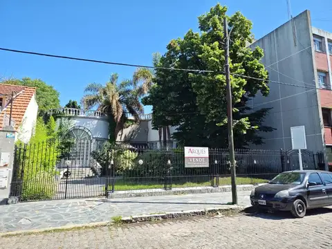 VENTA de propiedad comercial, única en la zona
