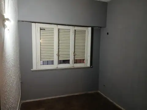 P.H. Ramos Mejía 3 amb. chicos con patio Interno