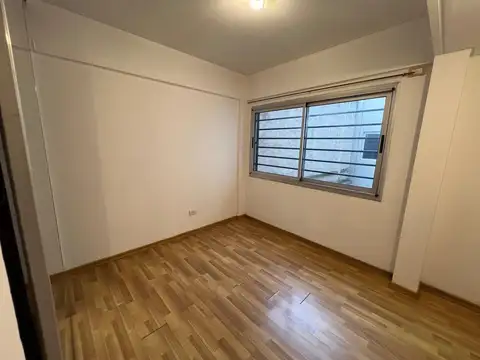 Departamento en Alquiler en Villa Dominico, $ 470.000