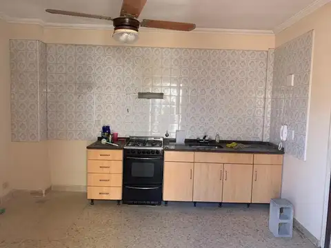 Depto Tipo Casa 3 ambientes con 1 baño