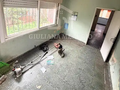 Casa 3 ambientes con 1 baño