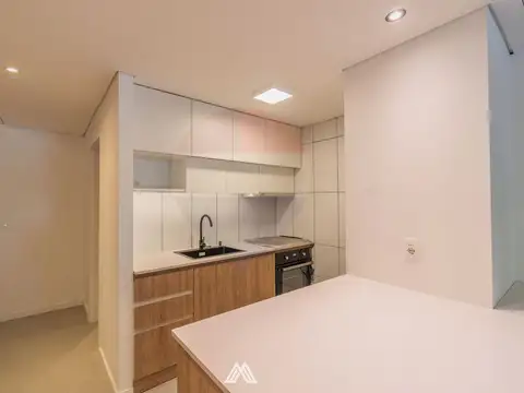 Depto Tipo Casa en Alquiler en Parque Rodo , $U 60.000