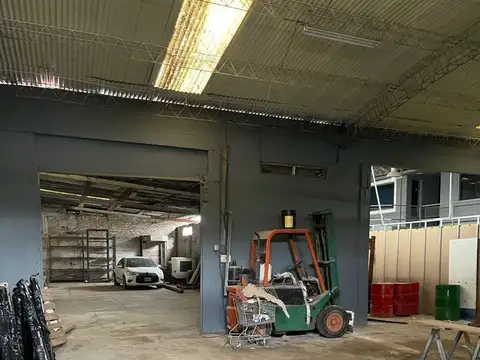 Galpon en Venta 20  mts Frente