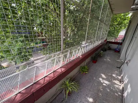 Triunvirato 5700, Piso 2