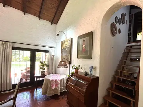 Casa 6 ambientes con 3 baños