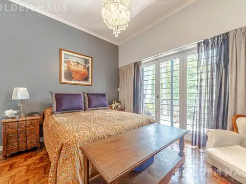Venta Casa 6 Ambientes Liniers Cochera, Patio Terraza y Quincho