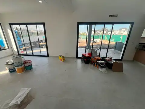 Casa  en Venta en Santa Elisa, Pilar del Este, Pilar