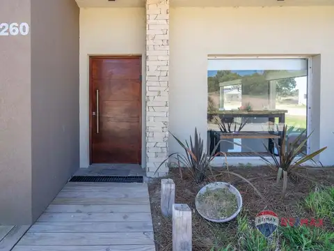 Casa en Alquiler de 4 dormitorios