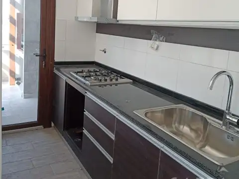 Departamento en Venta en Adrogue, USD 299.000