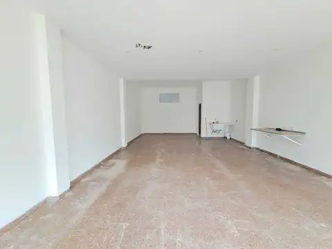 Local en venta en La Plata sobre Calle 43 [Cod: ]