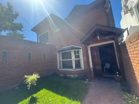 Aristóbulo del valle  al 2200