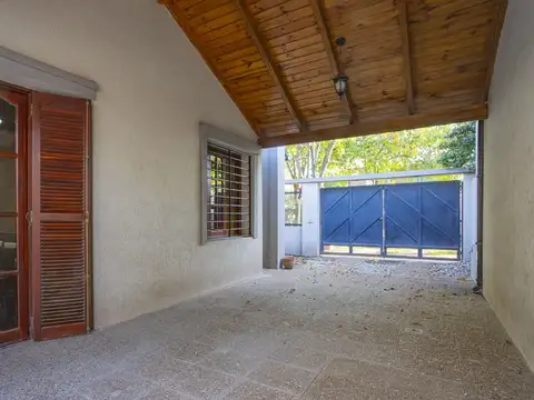 Casa en Venta con 1 cochera